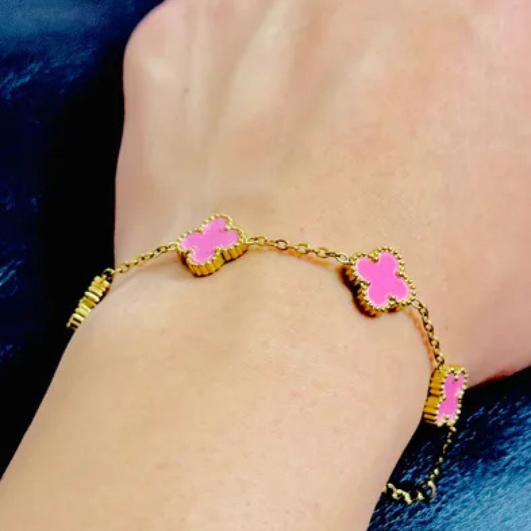 La pulsera que combina elegancia y buena fortuna | Van Cleef